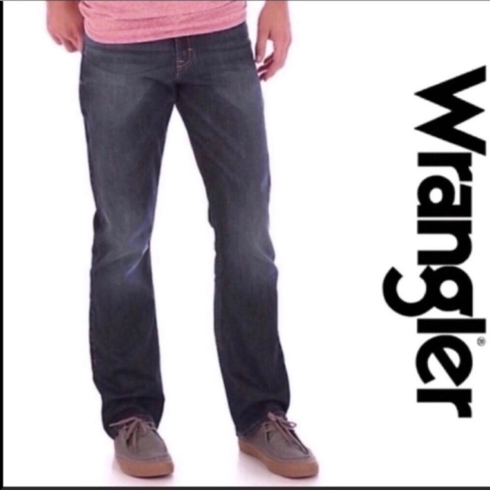 Wrangler | NWT Men’s Relaxed Fit Straight Leg